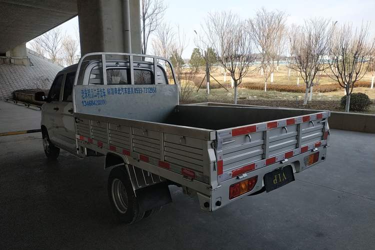Used Wuling Rongguang New Truck 2021 1.8L Base Model Double-Cab with Dual Rear Wheels LJ479Q6

