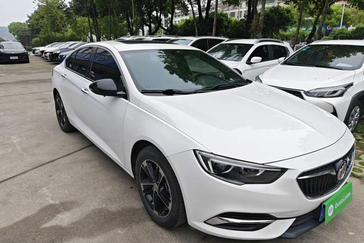 Used Buick Regal 2019 20T Elite Version China VI Standard Front Right 45 Deg