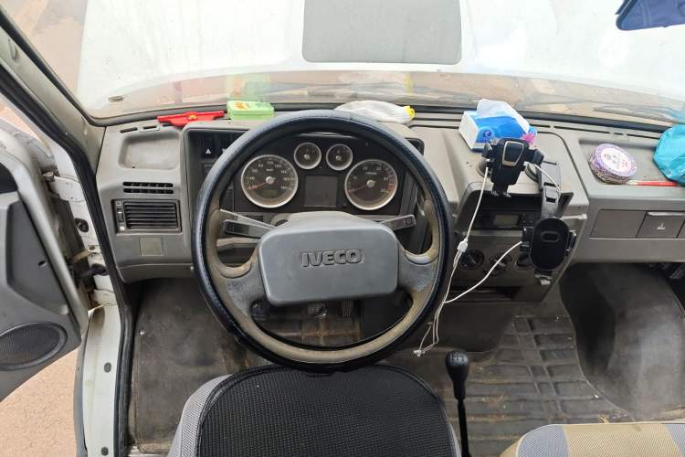 Used Iveco Daily 2014 2.8T-V40 NJ5044XXY3A43S4