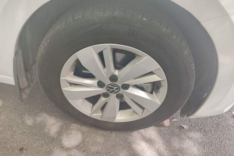 Used Volkswagen Polo 2023 Plus 1.5L Automatic Panoramic Enjoyment Edition Right Rear Wheel Hub