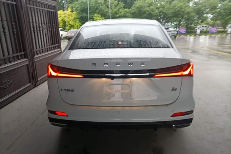 Used Roewe i5 2023 1.5L CVT Luxury Edition