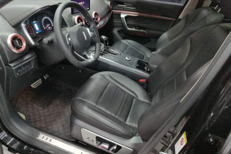 Used Wey VV5 2017 2.0T Ultra-Luxury Version
