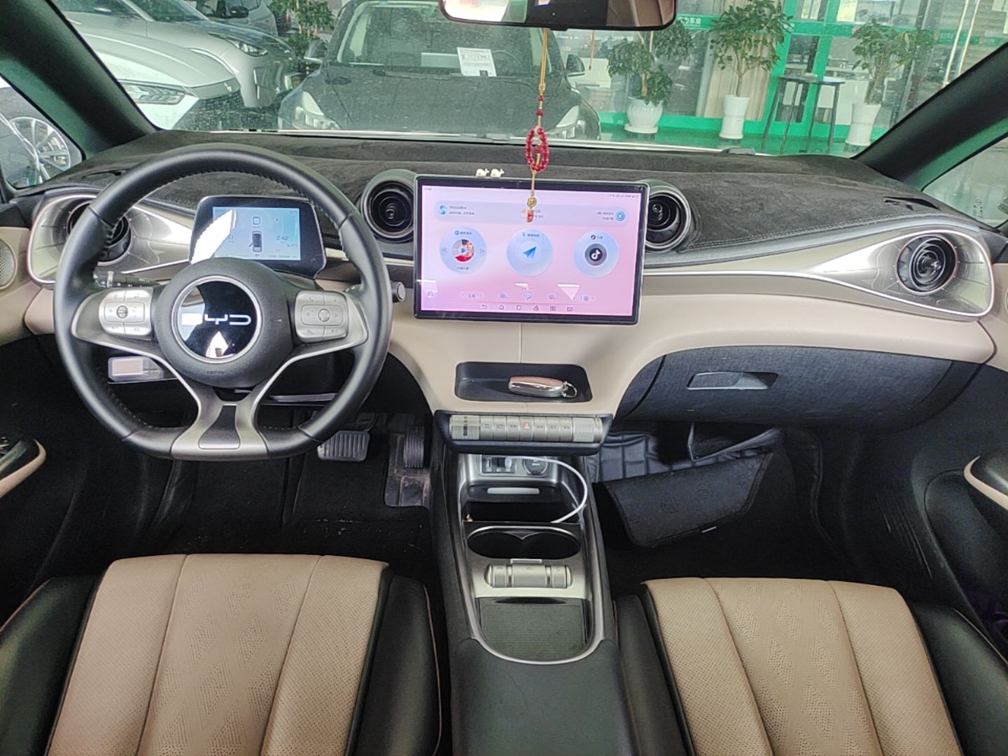 BYD Dolphin 2023 420 km Free Version — снимка 14