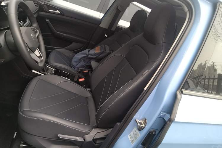 Used Volkswagen Tharu 2025 NewRui 300TSI Prestige Edition