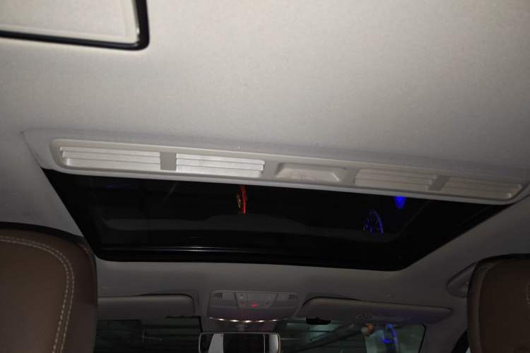 Used Mercedes-Benz E-Class 2016 E 200 L