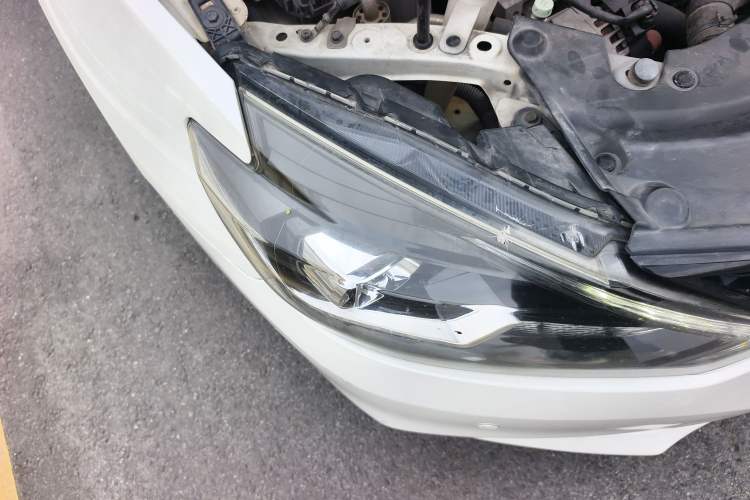 Used Nissan Sylphy 2018 1.6XV CVT Deluxe Edition Right Front Headlight