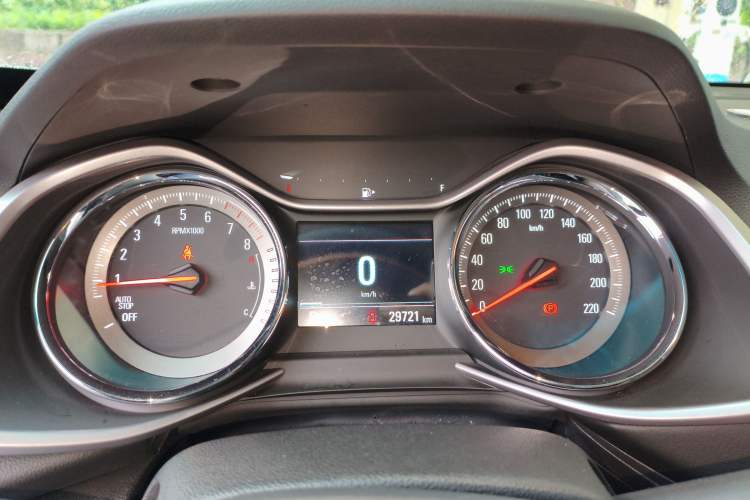 Used Chevrolet Orlando 2019 Redline 530T Automatic Enjoyment Version (5+2 Seating) China VI