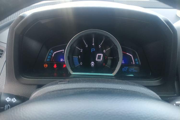 Used Luxgen U6 SUV 2014 2.0T ZhiZun Model Instrument Cluster