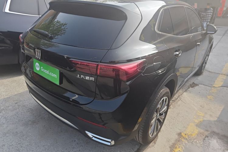 Used Buick Envision 2025 25T Entry-Grade Platinum Edition Rear Right 45 Deg