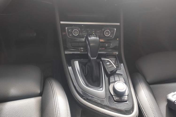 Used BMW 2 Series Gran Tourer 2015 218i Sports Design Package