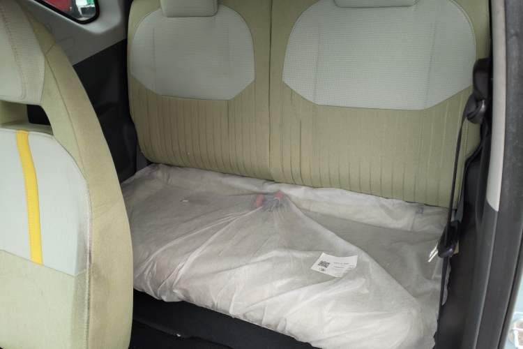 Used Geely Galaxy Panda 2024 Panda Mini 200km Endurance Bear
