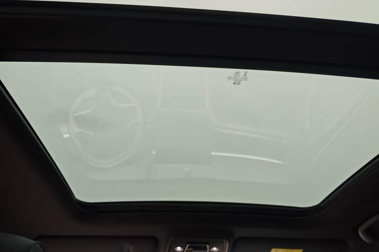 Used BYD Song PLUS New Energy 2023 Champion Edition EV 520KM Flagship Model Headliner