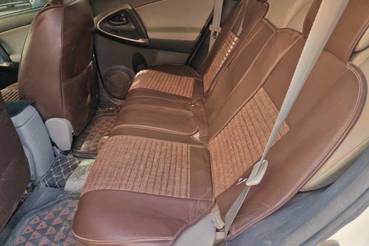 Used Toyota RAV4 2009 2.0L Automatic Luxury Edition