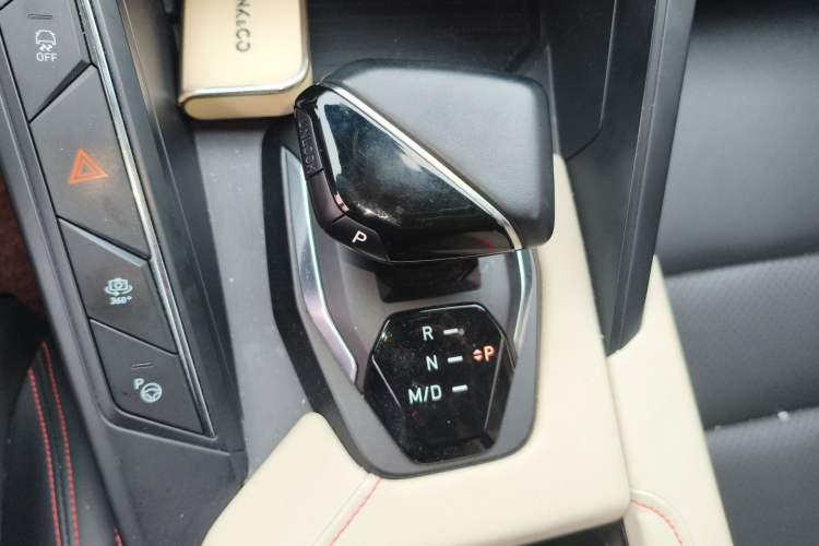 Used Lynk & Co 06 2020 1.5T YAO Halo Gear Lever