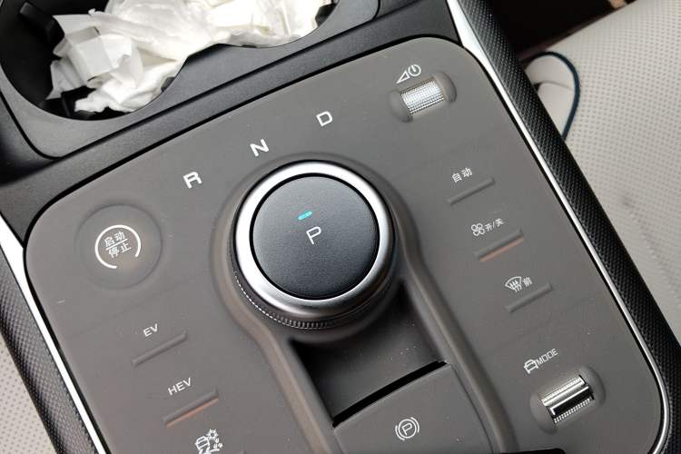 Used BYD Destroyer 05 2024 HONOR Edition DM-i 55KM Luxury Model Gear Lever