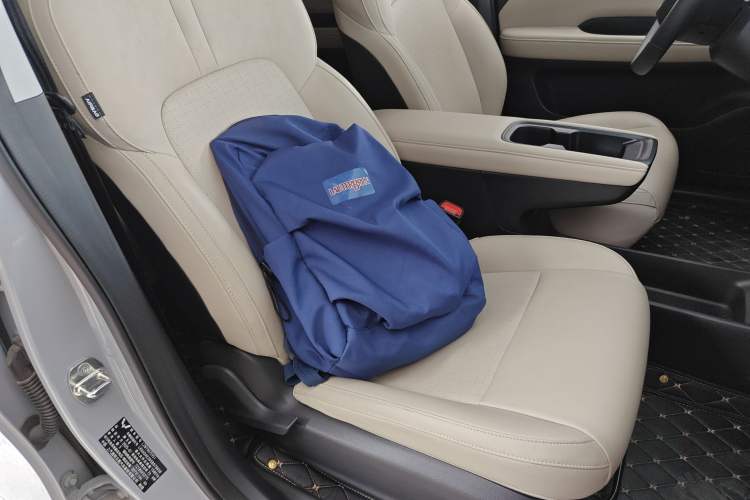 Used Wuling Bingo PLUS 2024 330 km Range Five-Seater Version