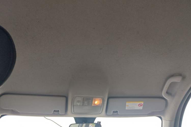 Used BAIC Senova D50 2014 1.5L manual standard version
