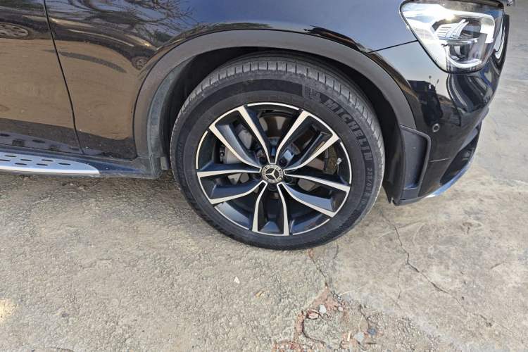 Used Mercedes-Benz GLC 2021 GLC 300 L 4MATIC Dynamic Model
