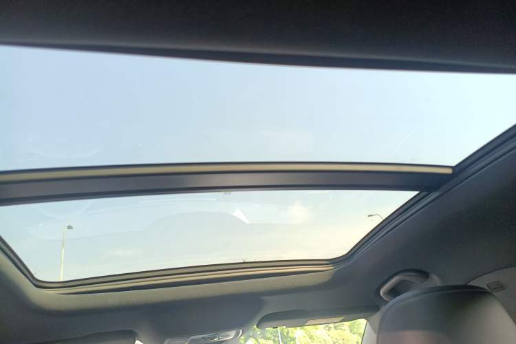 Used BYD Qin L 2025 DM-i Smart Drive 120KM Leading Model
