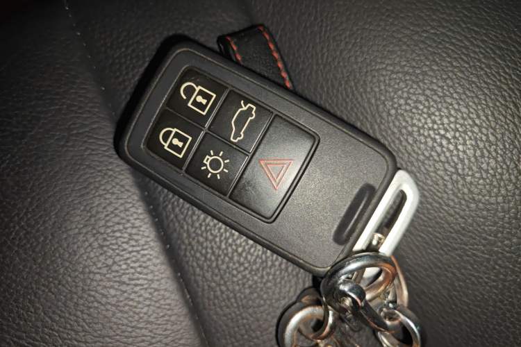 Used Volvo XC60 2017 T5 Smart Upgrade Edition