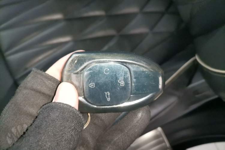 Used GAC Trumpchi GS8 2022 Linghang Series 2.0 TGDI Two-Wheel-Drive Luxury Smart Connectivity Version (7 Seats)