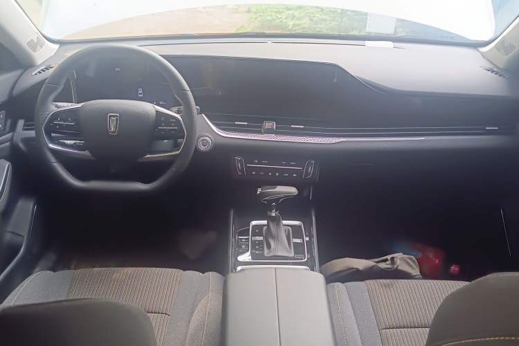 Used Bestune B70 2022 Third Generation 1.5T Automatic Enjoyment Version
