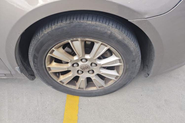 Used Buick LaCrosse 2011 2.4L SIDI Elegant Edition