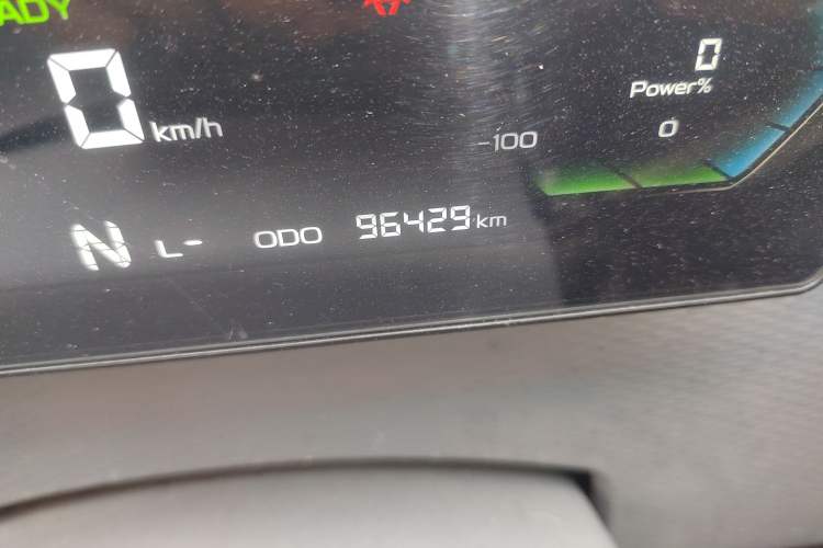 Used Farizon Xingxiang V 2023 V6E Ningde Times 38.64 kWh Value Edition
