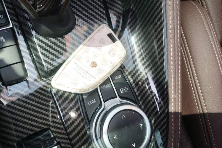 Used BMW X2 2021 sDrive25i Leading Model M Off-Road Package Interior 1