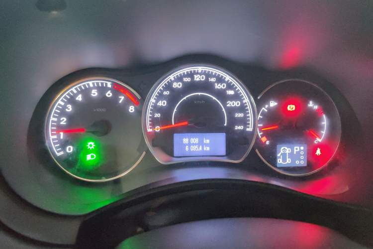 Used Renault Koleos 2010 2.5L 4x4 Comfort Edition