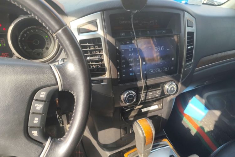 Used Mitsubishi Pajero 2019 3.0L Automatic Standard Edition
