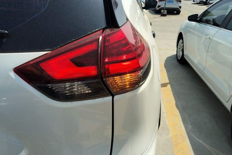 Used Nissan X-Trail 2019 2.0L CVT Comfort Edition 2WD
