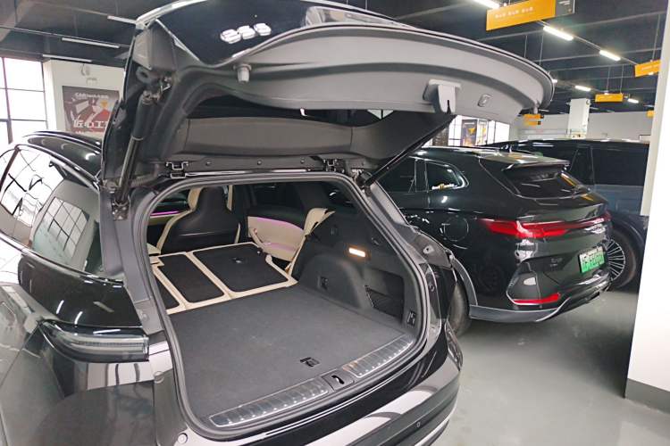 Used Nio ES6 2025 75 kWh
