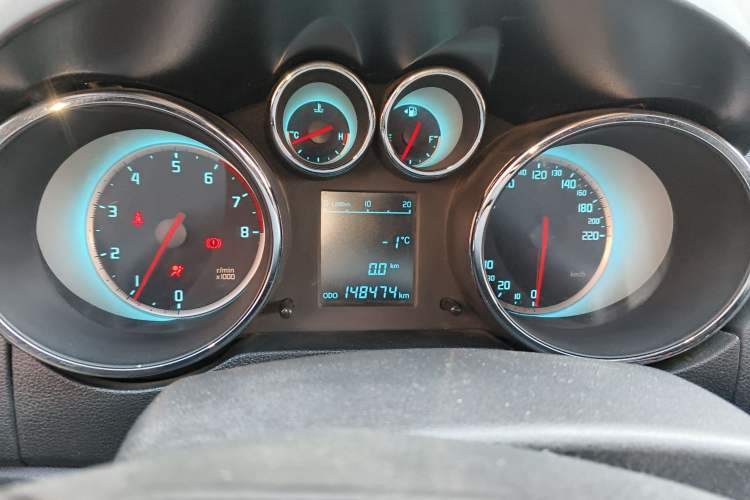 Used Changan CS35 2015 1.6L Manual Luxury Model China IV Standard