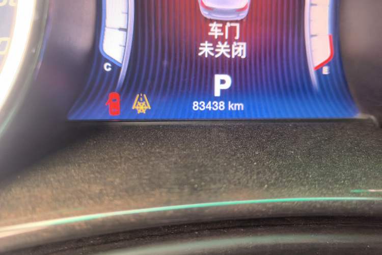 Used Maserati President 2013 3.0T Standard Model Odometer Close Up