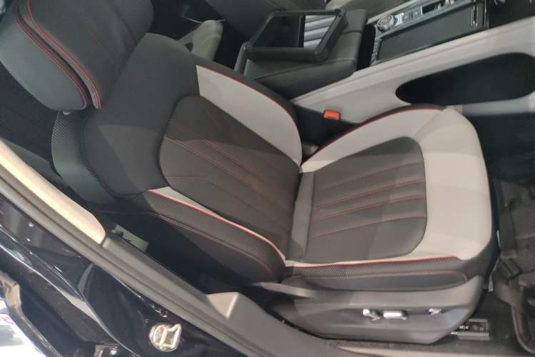 Used Volkswagen Teramont X 2024 380TSI Four-Wheel Drive Longxiang Edition Right Front Seat