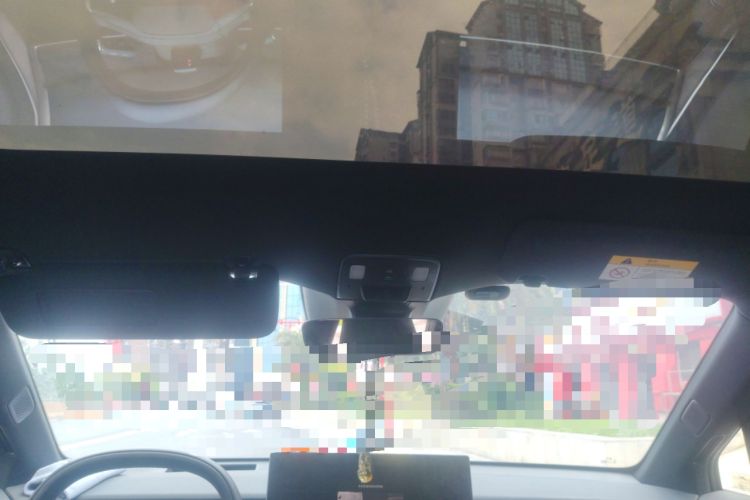 Used ONVO L60 2024 60 kWh Rear-Drive Version Headliner