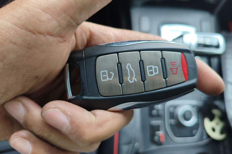 Used Haval H6 Coupe 2019 1.5T Automatic Two-Wheel Drive Luxury Smart Connectivity Version China VI Standard Vehicle Key