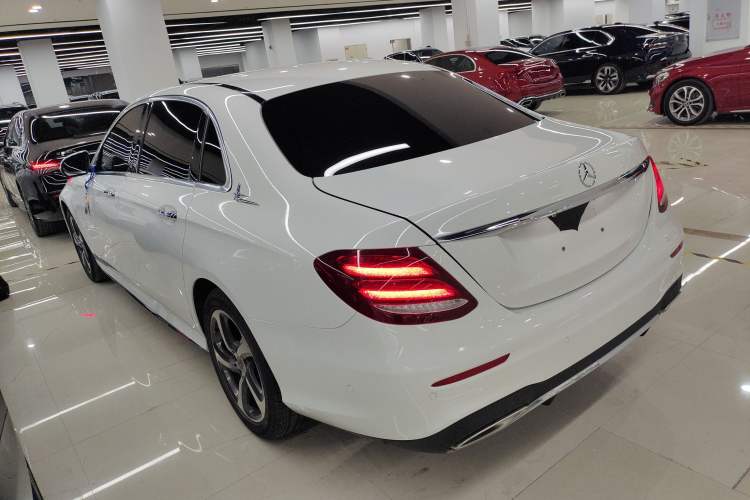 Used Mercedes-Benz E-Class 2019 E 200 L Sport 4MATIC
