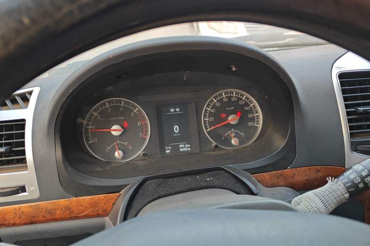 Used Golden Dragon Hiace 