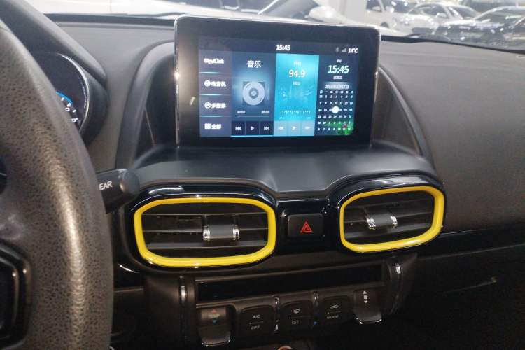 Used Dongfeng Aeolus AX4 2017 1.6L DCT Trendy Style