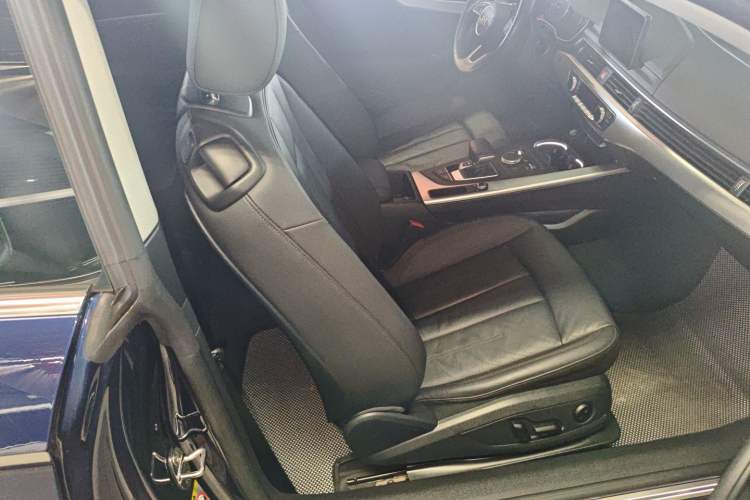 Used Audi A5 2020 Coupe 40 TFSI Fashion Edition China VI Emission Standard