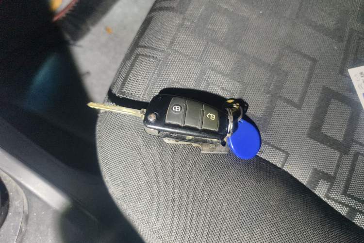 Used JAC Group Heyue A13RS 2014 CROSS 1.3L Manual Comfort Model