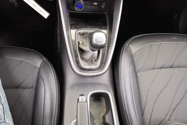 Used Baojun 510 2017 1.5L Manual Fashion Model
