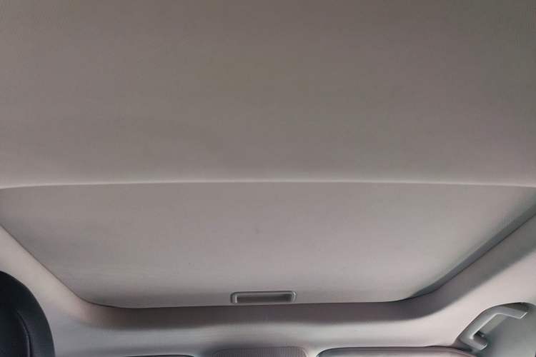 Used Ford Mondeo 2017 EcoBoost 180 Luxury Model Headliner