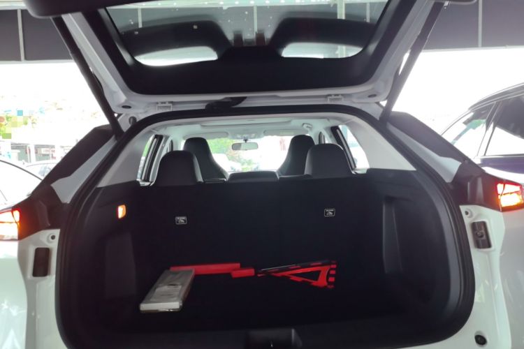 Used Dongfeng Aeolus L7 New Energy 2024 518 Pro Trunk