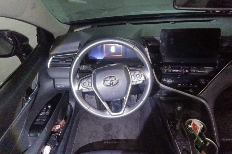 Used Toyota Camry 2023 2.5G Luxury Edition