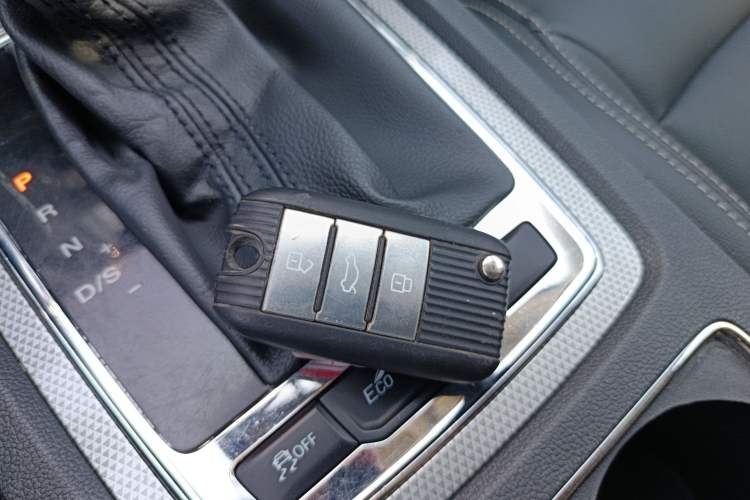 Used Roewe i6 2018 20T Automatic Flagship Edition
