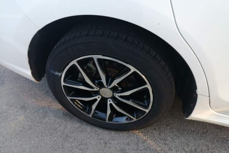 Used BYD Song MAX 2018 1.5T Automatic Smart Connect Luxury 6-Seater