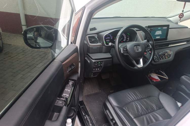 Used Honda Odyssey 2024 2.0L eHEV Sharp·Leading Edition Driver Seat